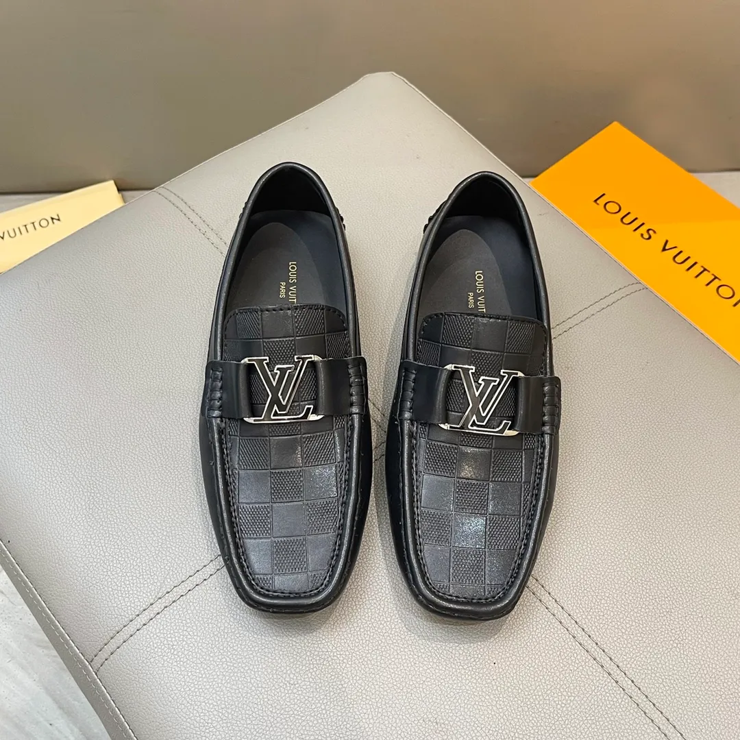 Factory price: 460💰LV men's beanie shoes 2025 official website synchronization <market top version> cowhide pressed grid ➕ black cow lining original packaging. Size 38-45